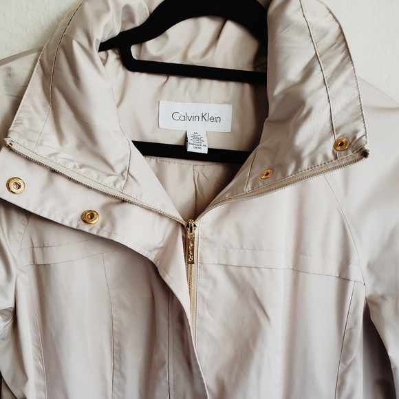 Calvin Klein Longline Anorak Jacket in Buff/Beige - Picture 4 of 7